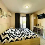 Urban Life Tirana- Economy Rooms